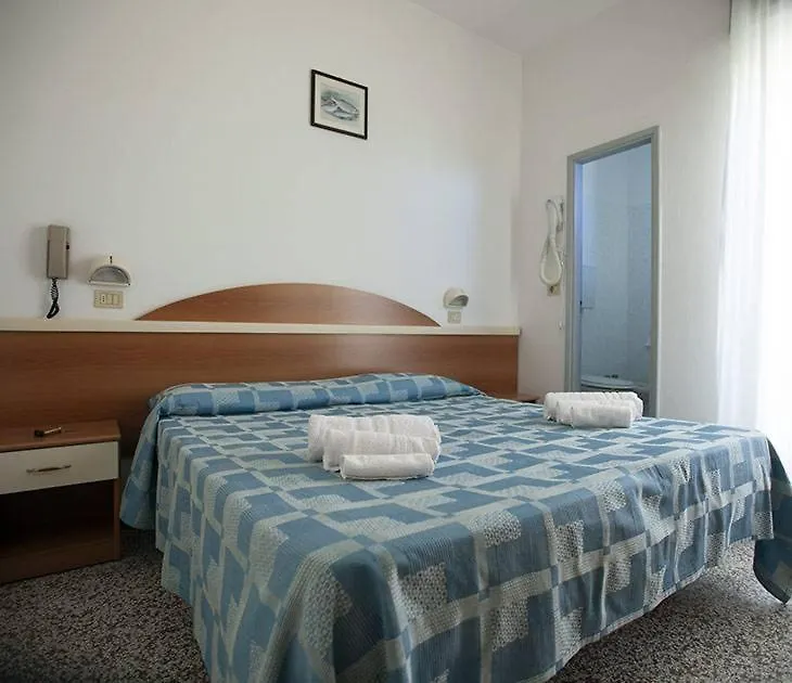 Hotel Isabell Rimini 2*,  Italy